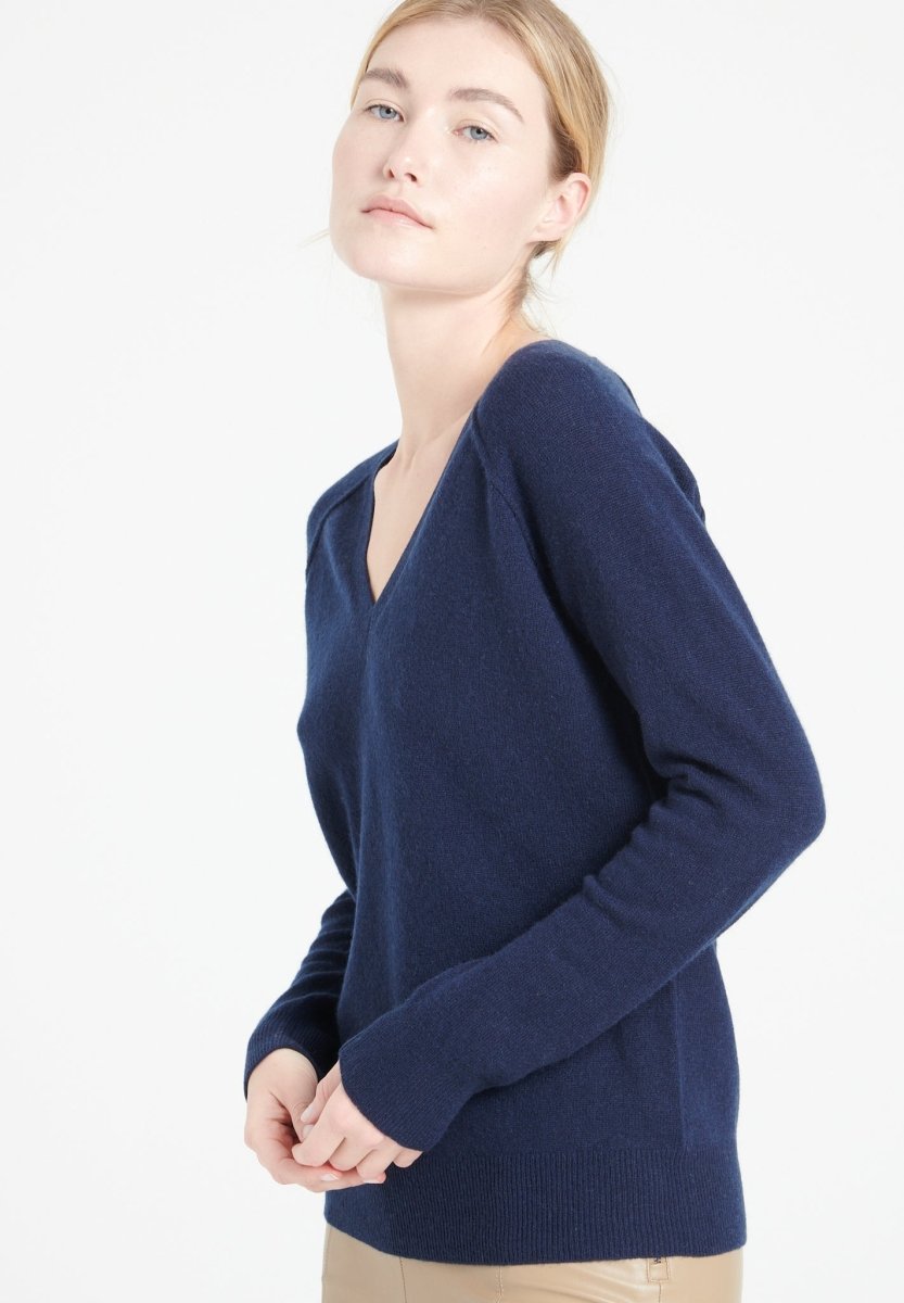 Pull col V cachemire bleu marine femme - LILLY 6-2